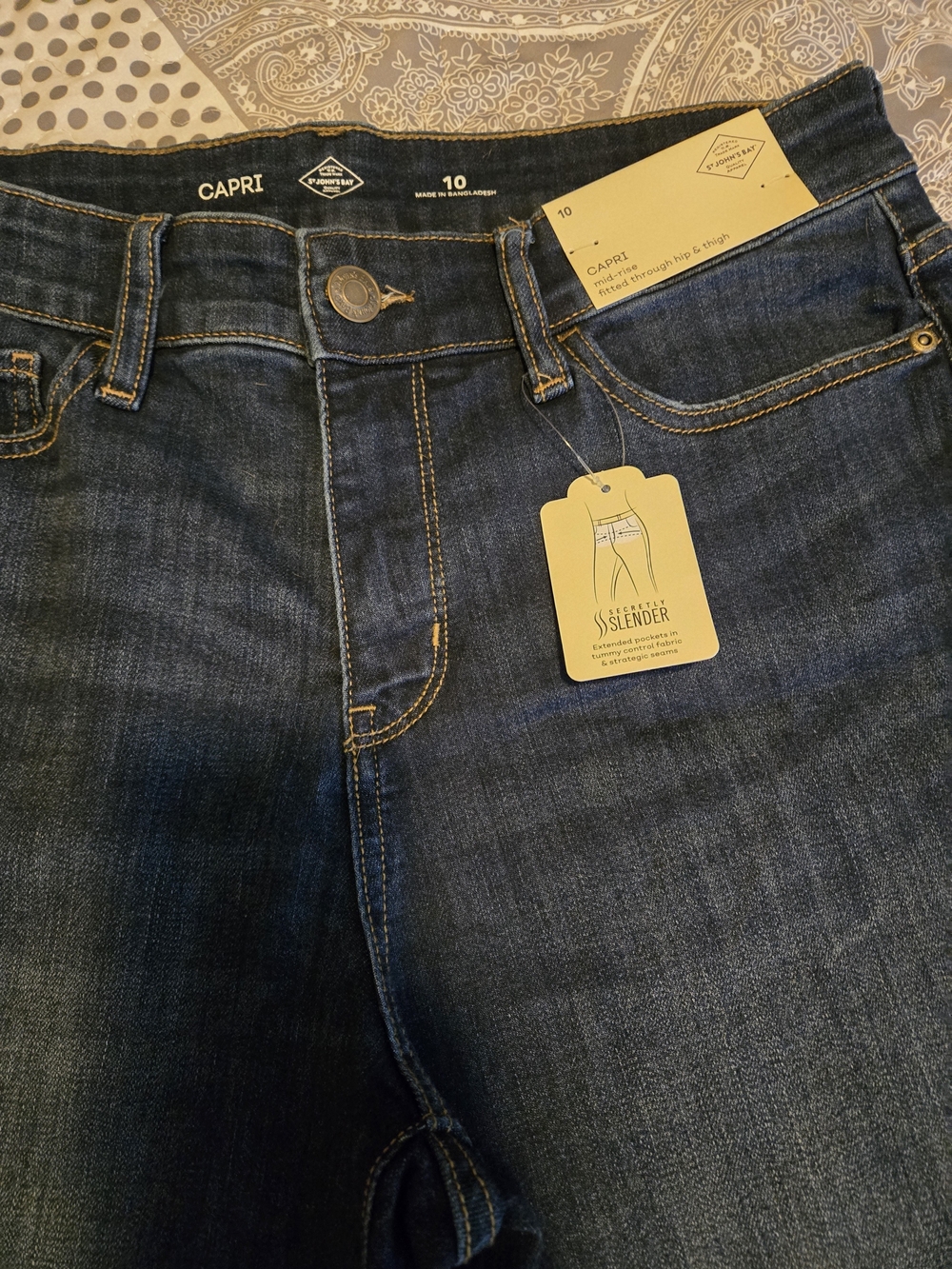St. John's Bay Dark Blue Capri Jeans Size 10 NWT - Picture 5 of 6